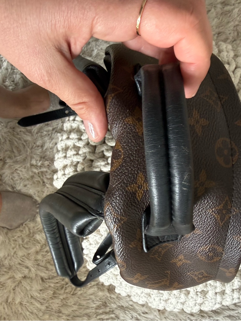 LV authentic backpack - Picture 6 of 9